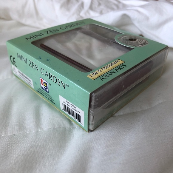 Mini Japanese Zen Garden - Picture 5 of 5